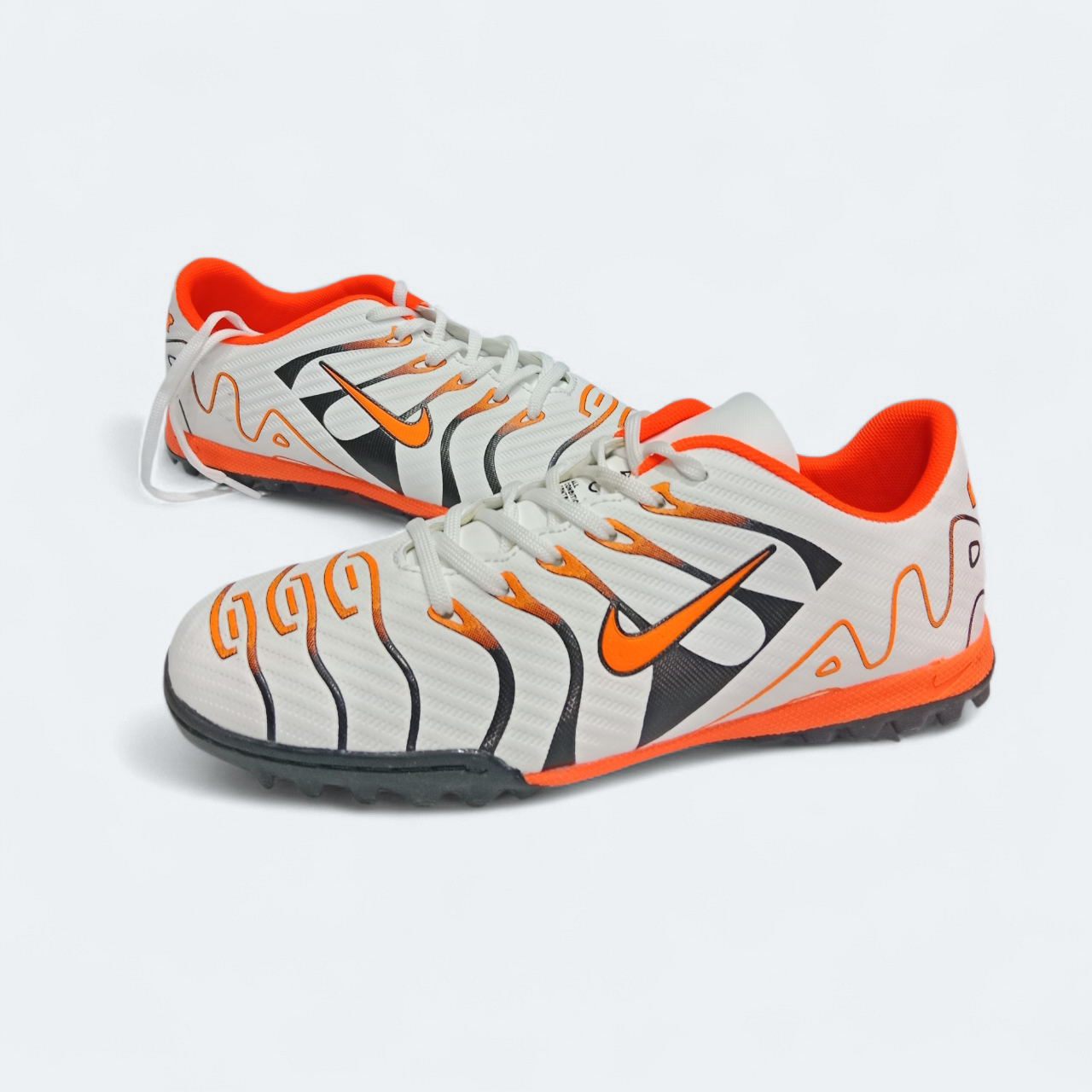 Nike soccer shoes Boy's Football gripper's shoes Nike football gripper's